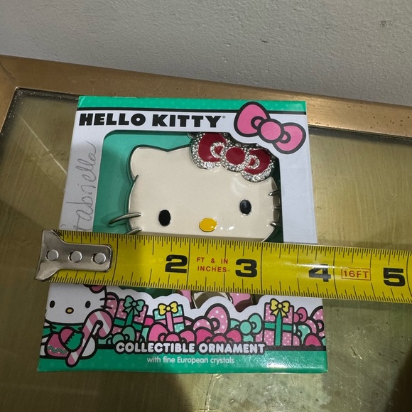 New Hello Kitty ornament - Picture 4 of 5